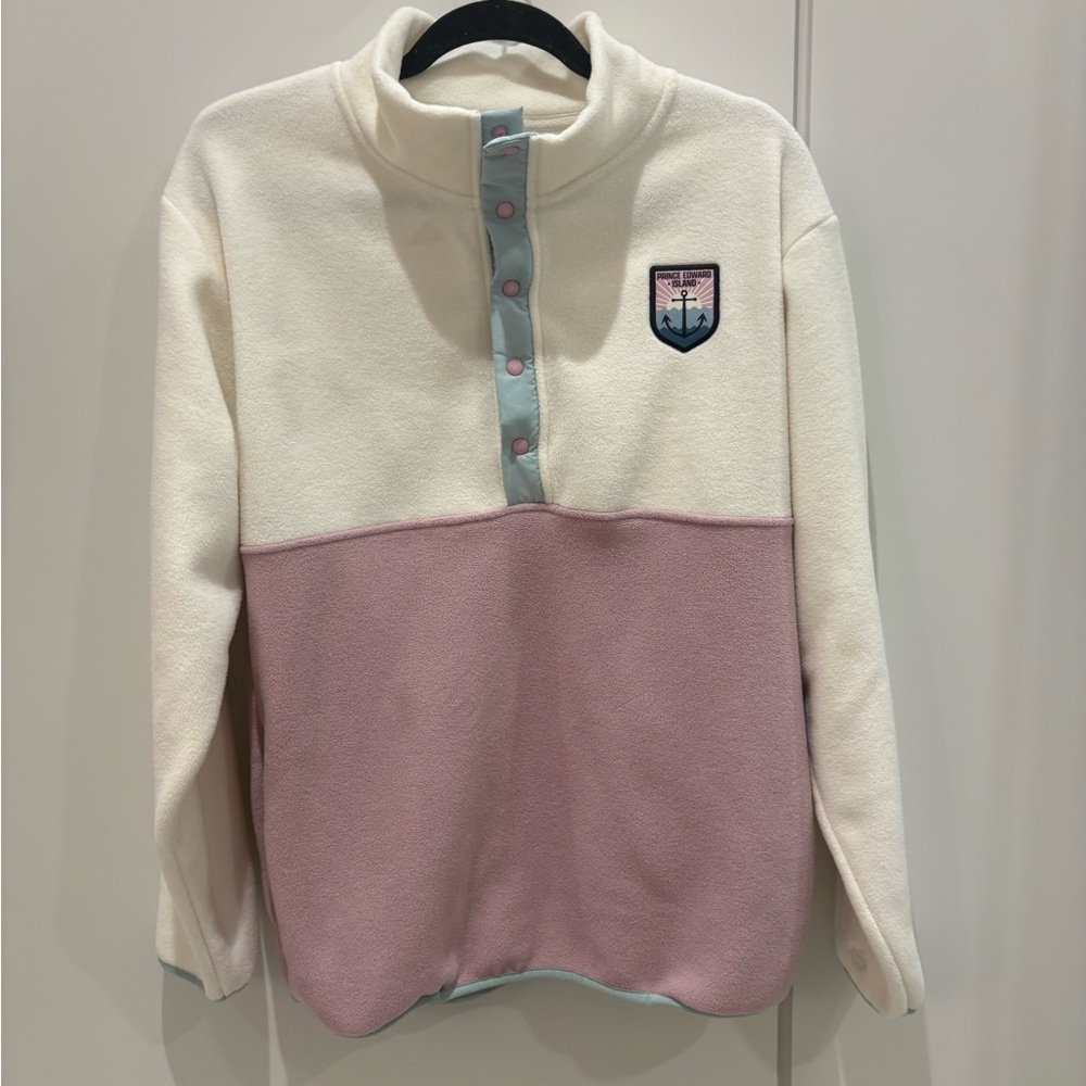 Elegant Two-Tone quarter zip fleece Sweater